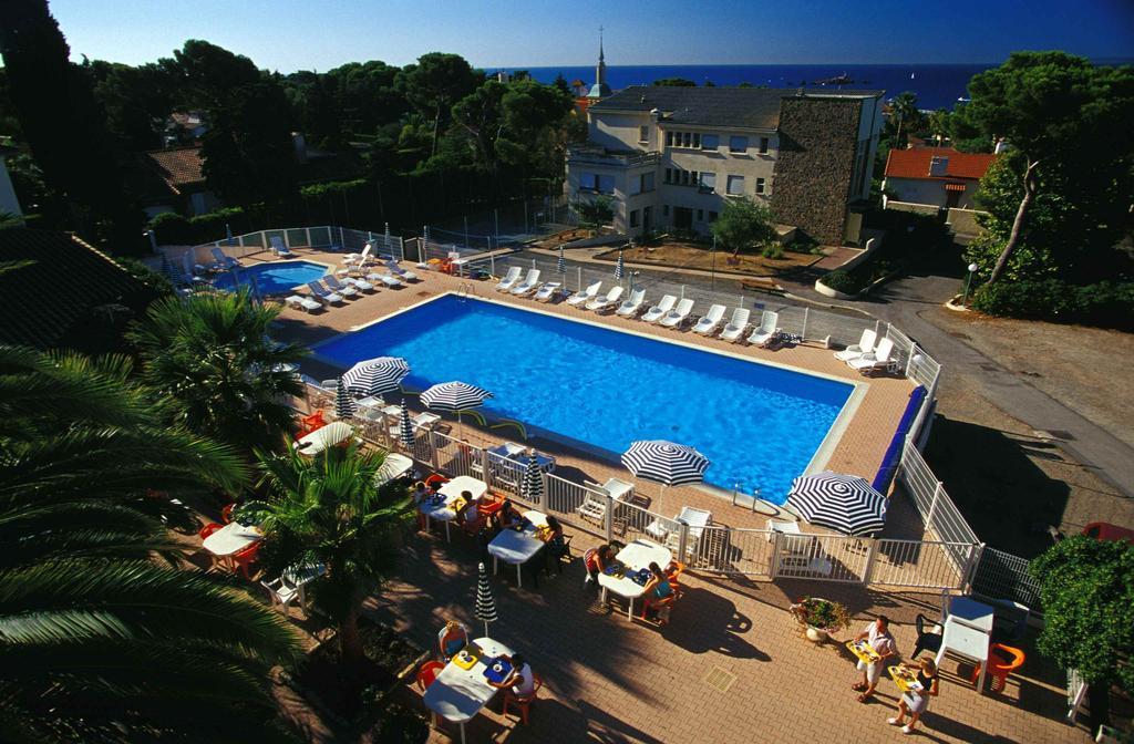 Village Vacances Le Lion De Mer Сен-Рафаель Екстер'єр фото